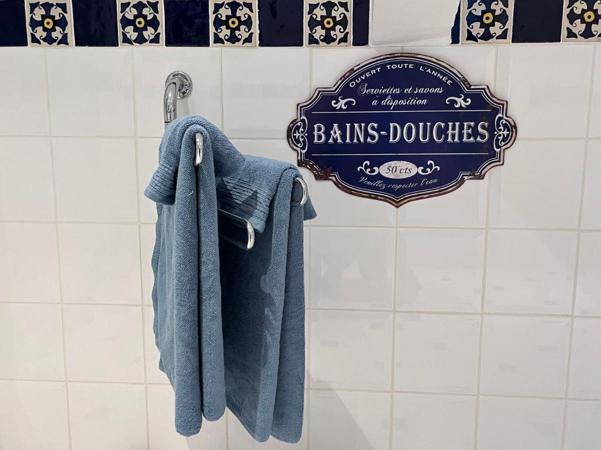 Le Bouquet Bleu Bed And Breakfast Siorac-en-Perigord Bagian luar foto