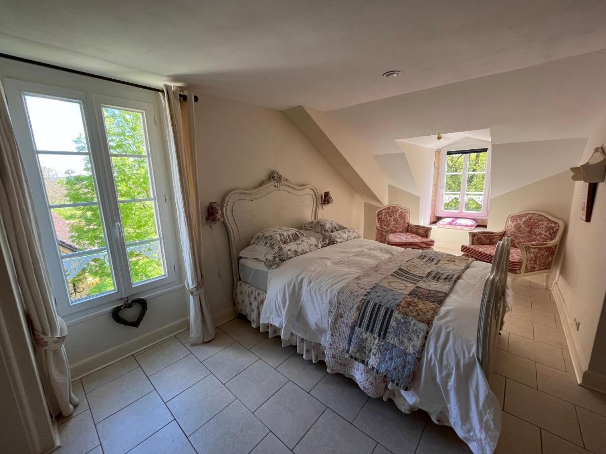 Le Bouquet Bleu Bed And Breakfast Siorac-en-Perigord Bagian luar foto