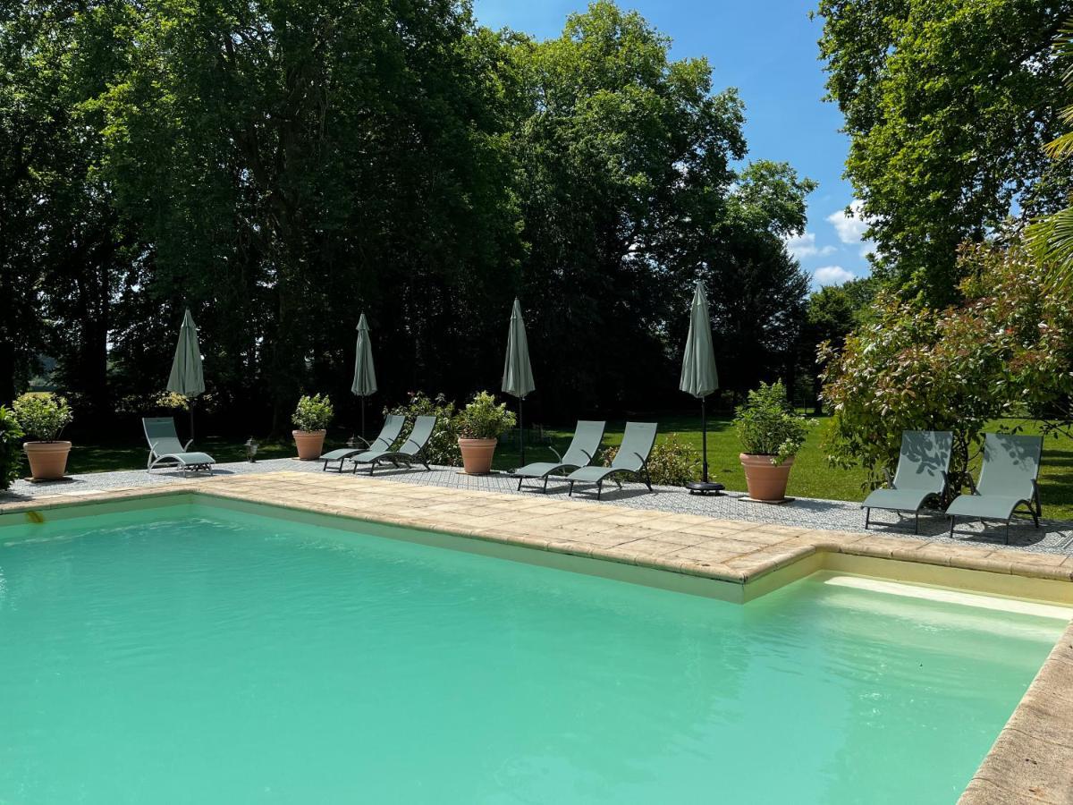Le Bouquet Bleu Bed And Breakfast Siorac-en-Perigord Bagian luar foto