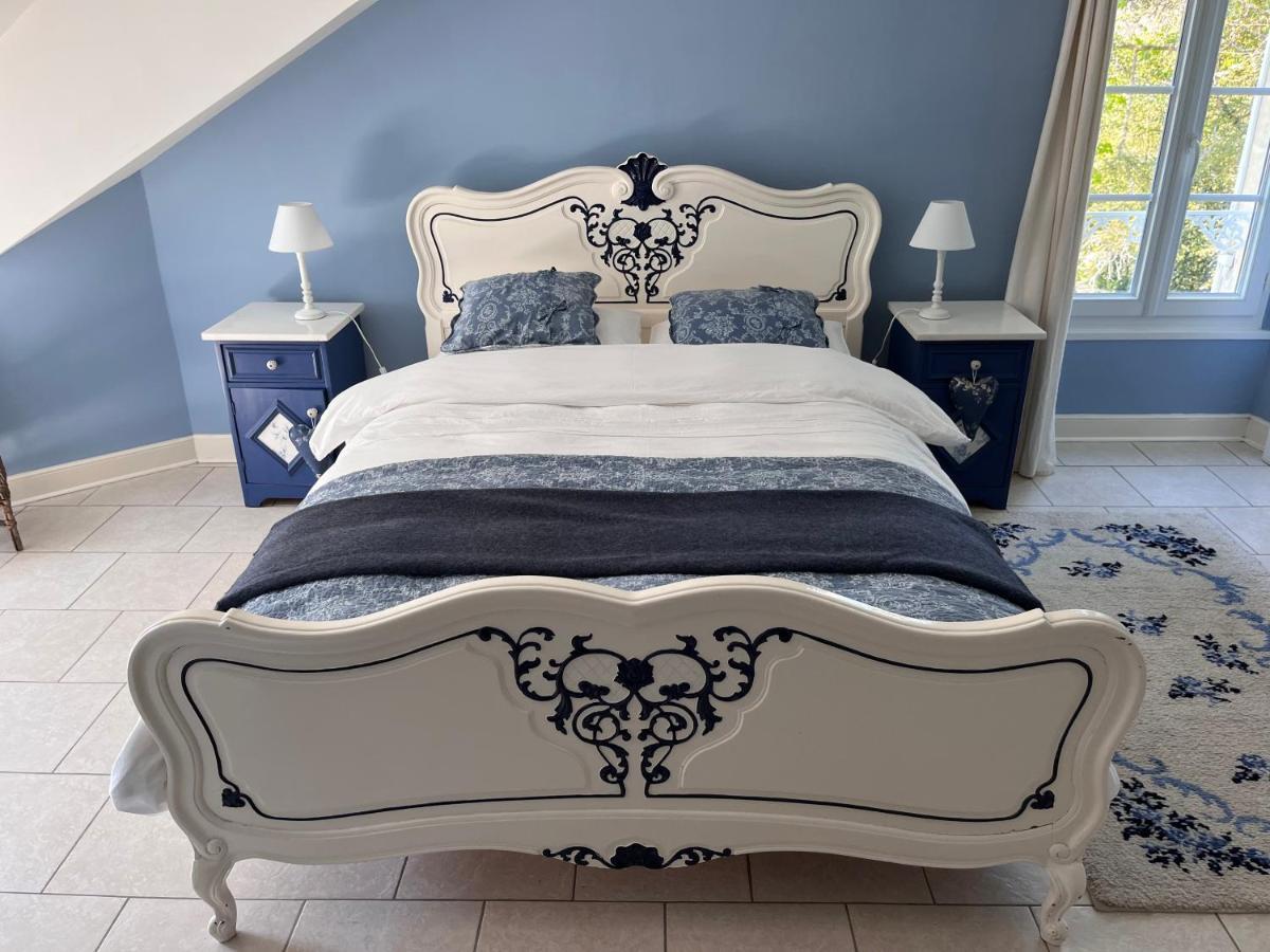 Le Bouquet Bleu Bed And Breakfast Siorac-en-Perigord Bagian luar foto