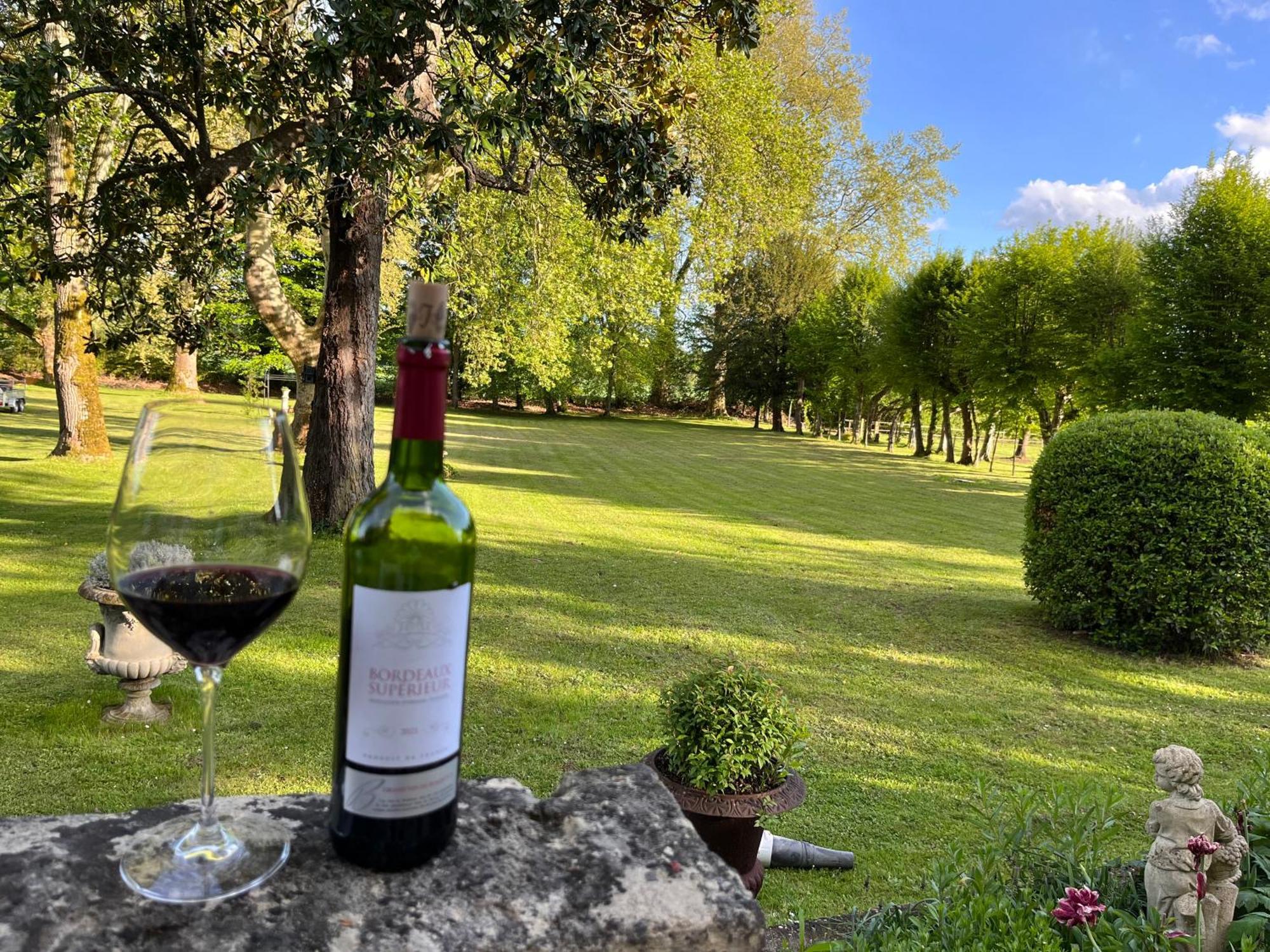 Le Bouquet Bleu Bed And Breakfast Siorac-en-Perigord Bagian luar foto