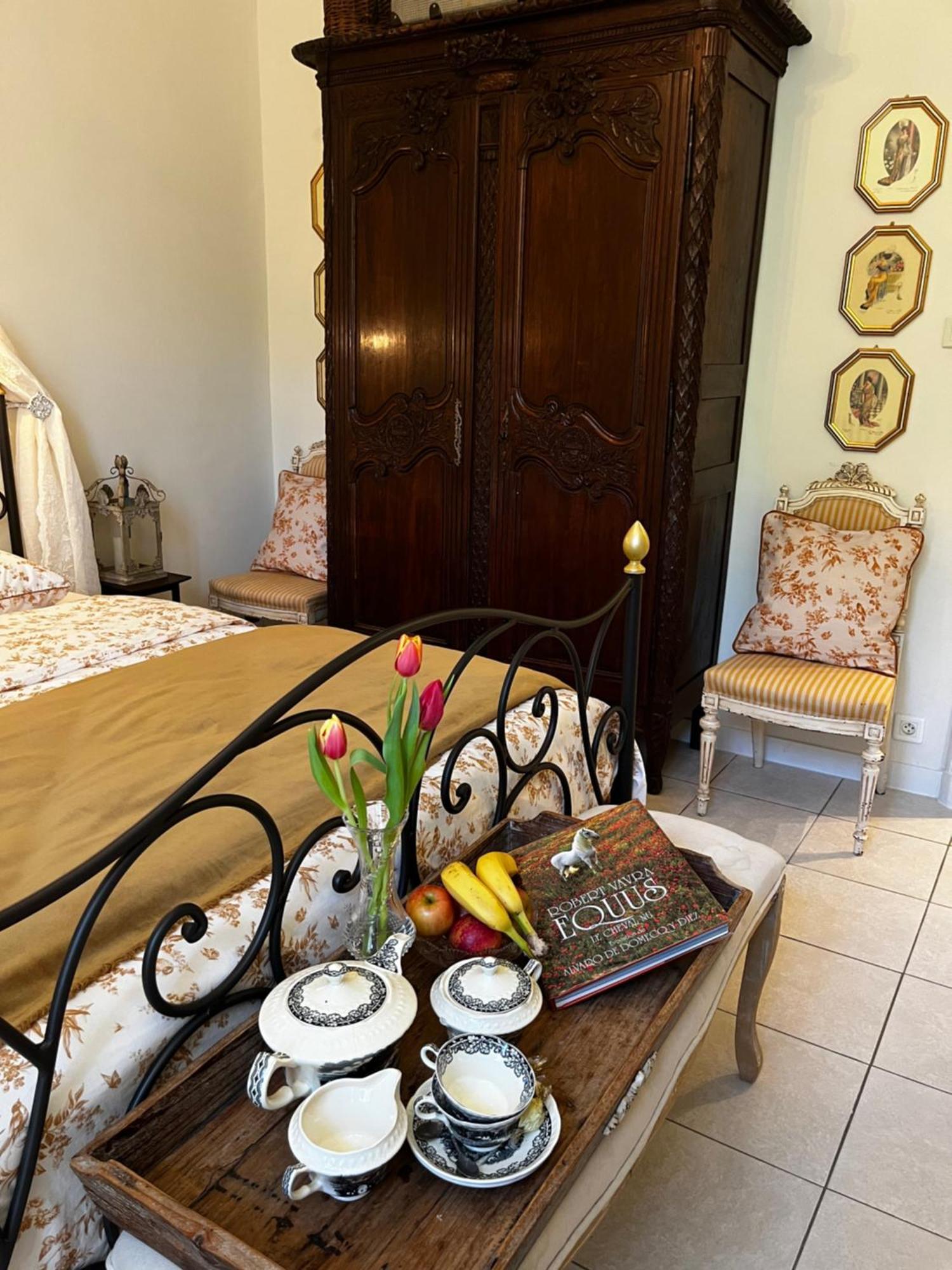 Le Bouquet Bleu Bed And Breakfast Siorac-en-Perigord Bagian luar foto